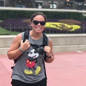 Meet your Posher, Stephanie